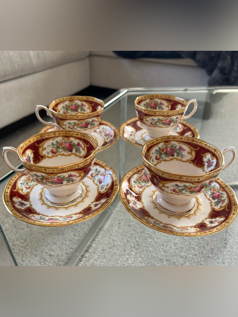 Royal Albert Lady Hamilton Bone China Tea Cup & Saucer Set of 4 England Floral
